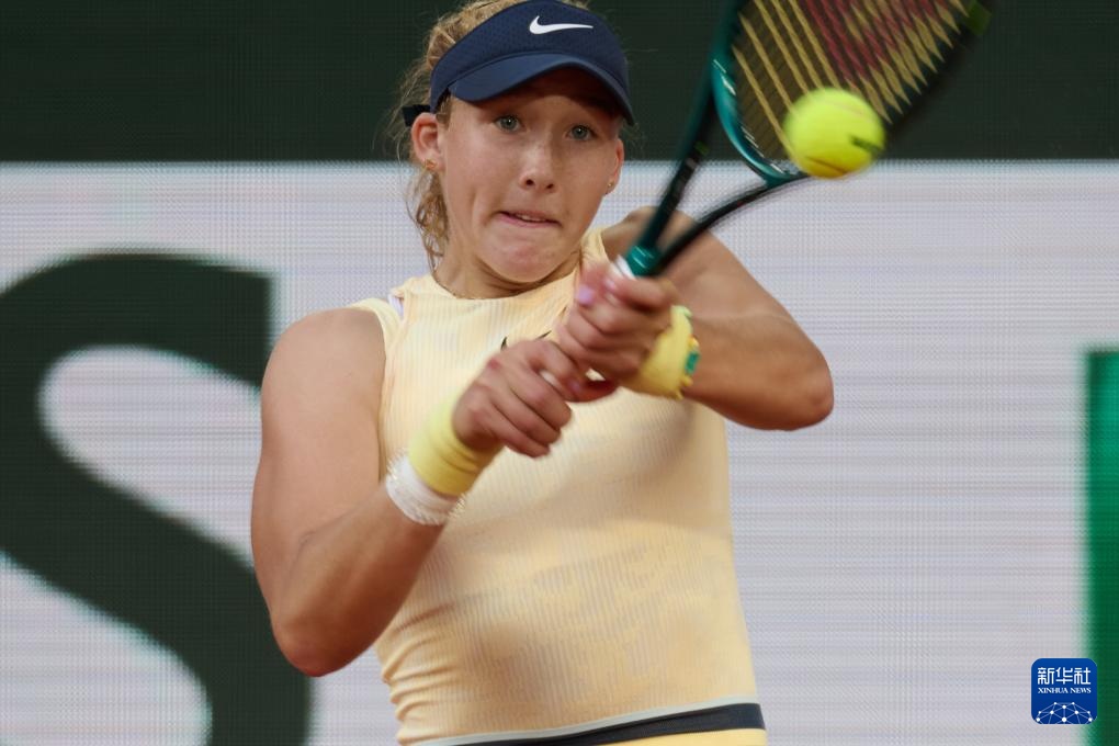 如今他渐入 如今他渐入